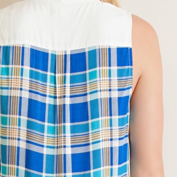 *CLEARANCE* Blue Plaid Sleeveless Collarless Top - Picture 7 of 8